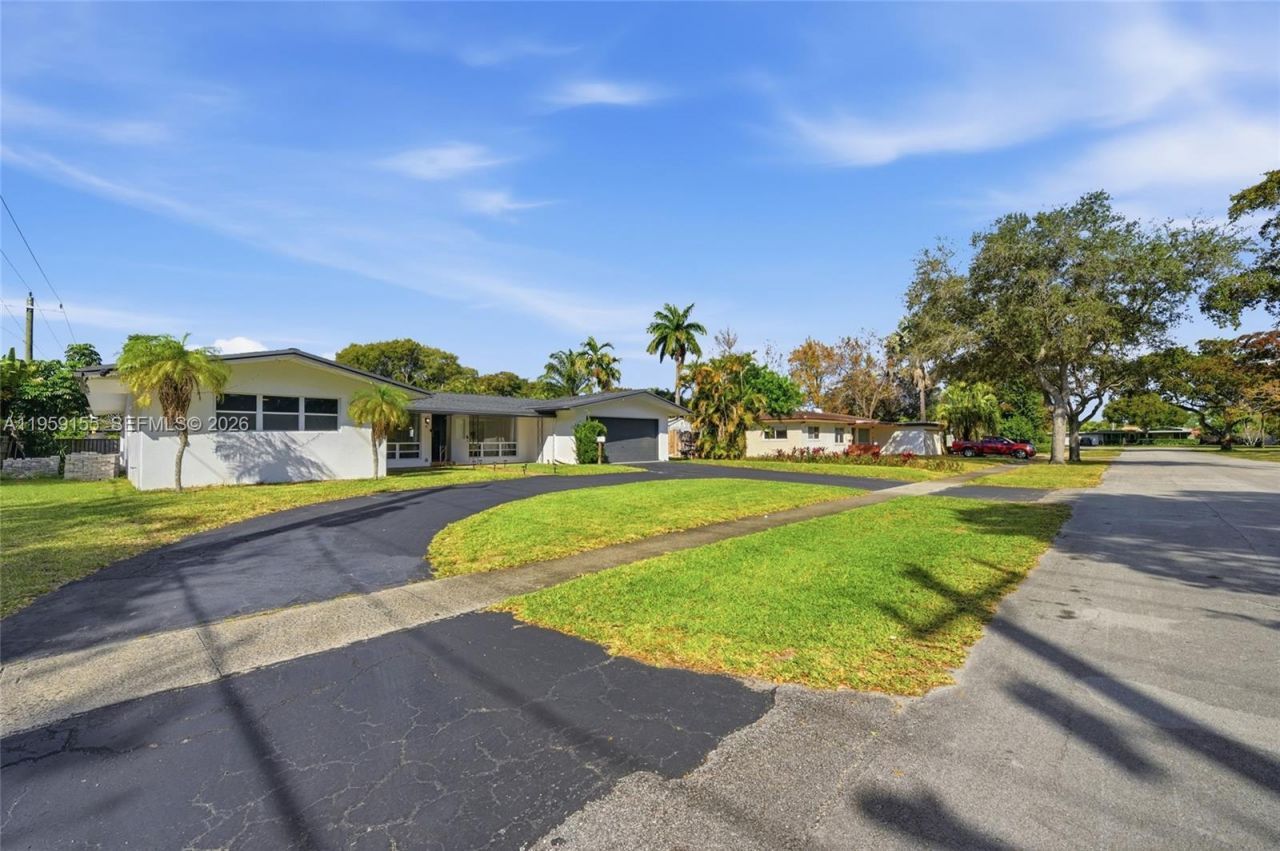 861 N Bel Air Dr, Plantation, FL 33317 Photo