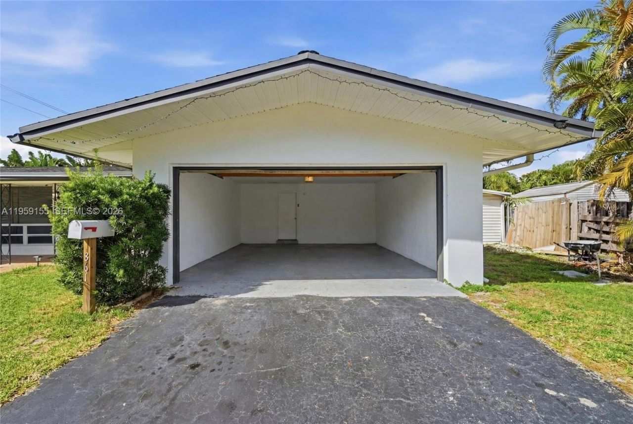 861 N Bel Air Dr, Plantation, FL 33317 Photo