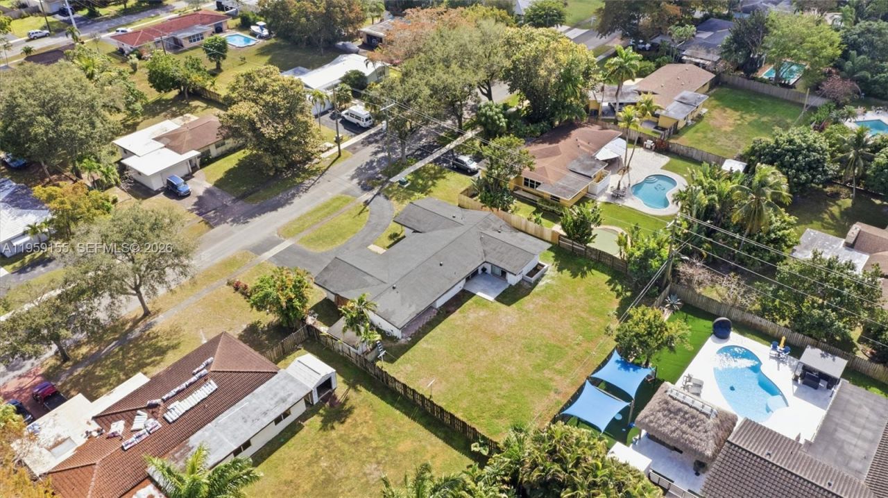 861 N Bel Air Dr, Plantation, FL 33317 Photo