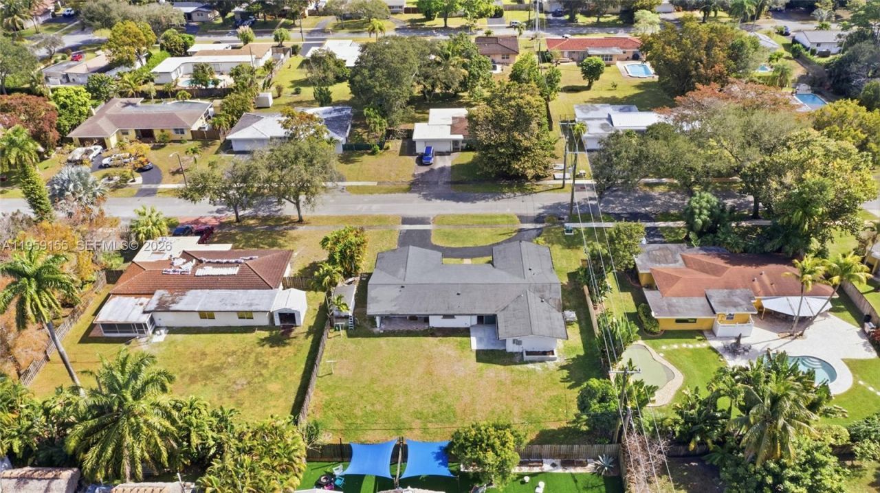 861 N Bel Air Dr, Plantation, FL 33317 Photo