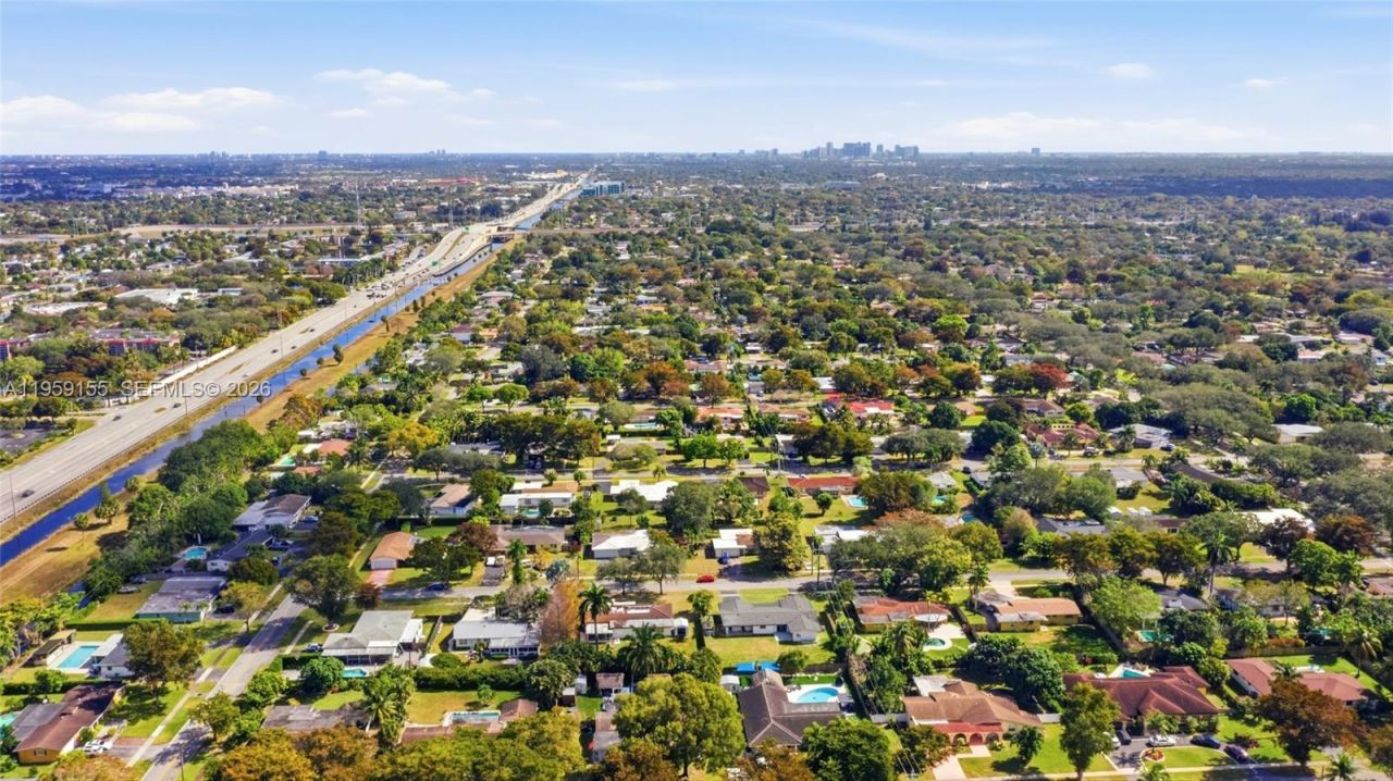 861 N Bel Air Dr, Plantation, FL 33317 Photo