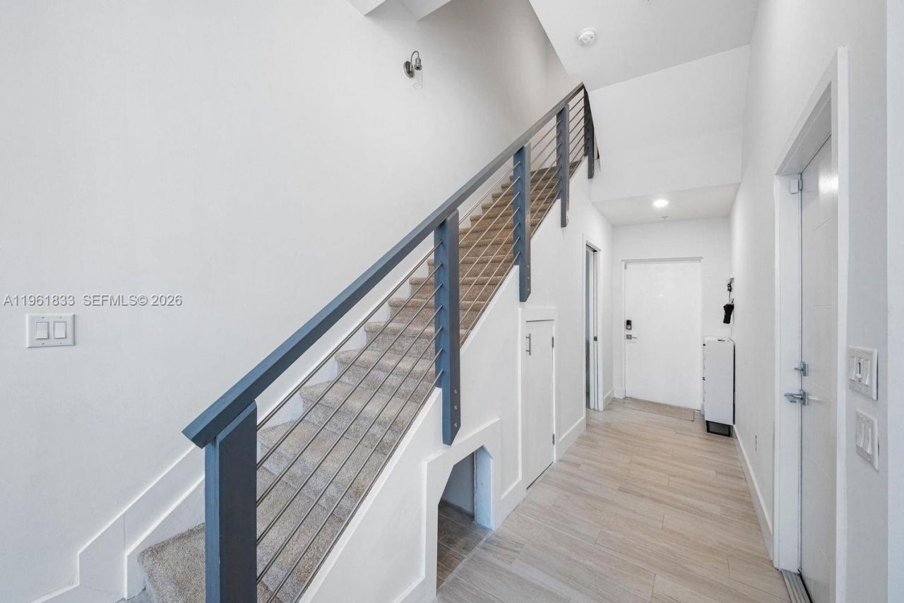 4480 NW 8th Pl, Plantation, FL 33317 Photo