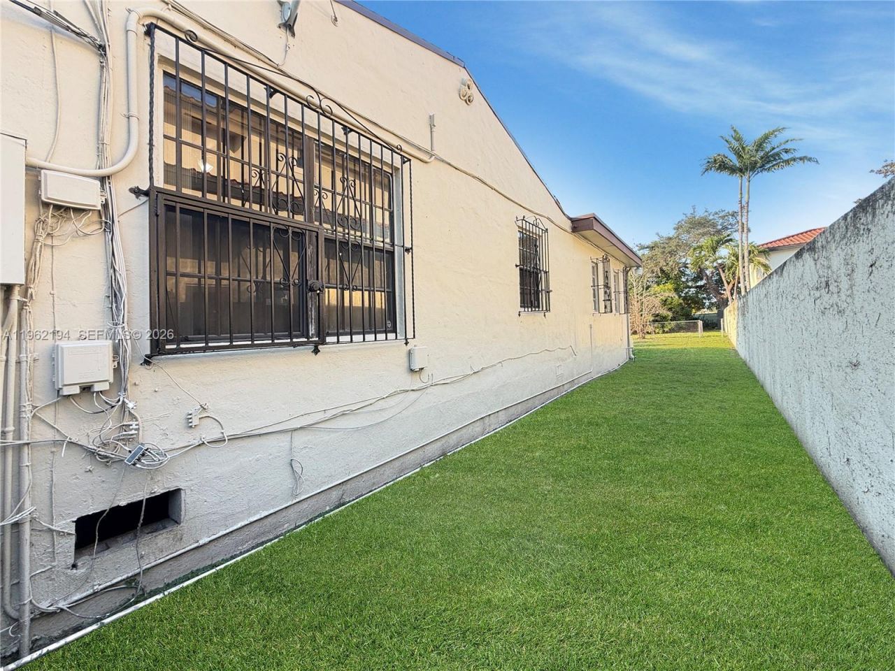 8891 SW 28th St, Miami, FL 33165 Photo