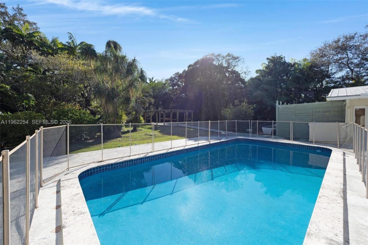 6630 SW 102nd St, Unit 6630, Pinecrest, FL 33156 Photo