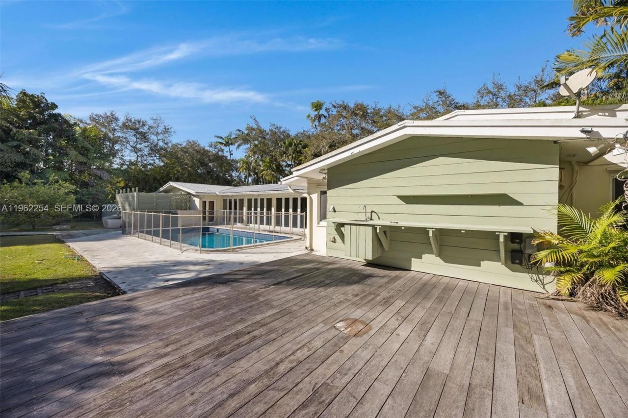 6630 SW 102nd St, Unit 6630, Pinecrest, FL 33156 Photo