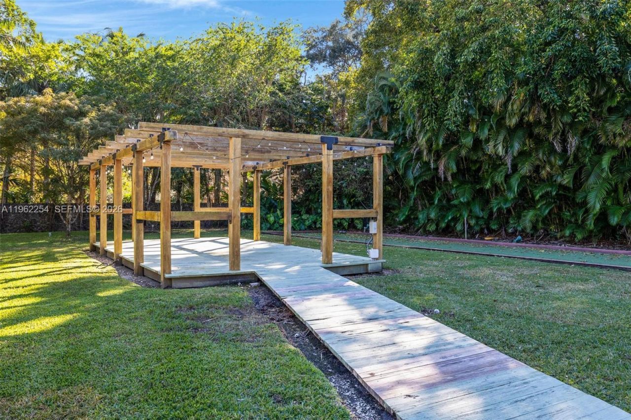 6630 SW 102nd St, Unit 6630, Pinecrest, FL 33156 Photo