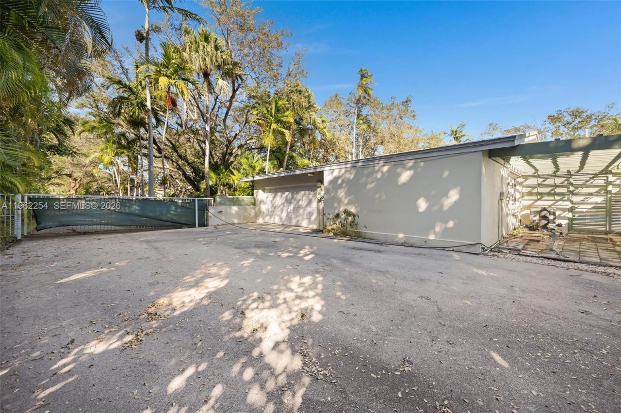 6630 SW 102nd St, Unit 6630, Pinecrest, FL 33156 Photo