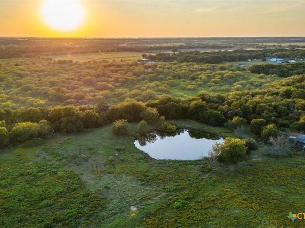 L11 Elm Branch, Elm Mott, TX 76640