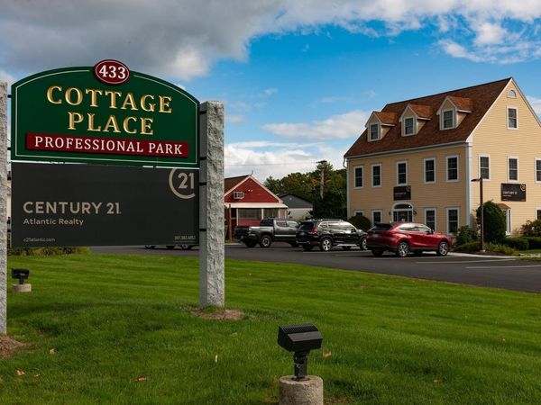 433 US Route 1, Unit 205, York, ME 03909