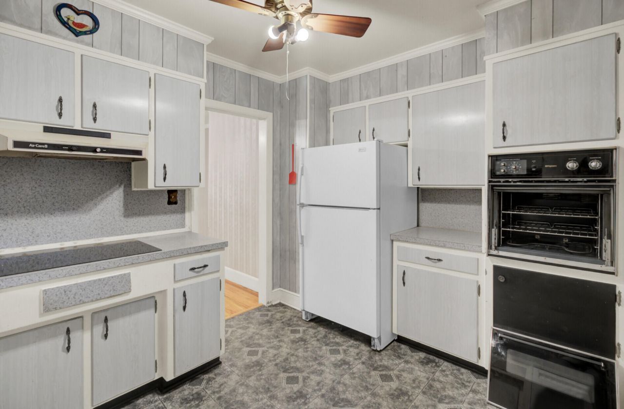 640 Bennett Street Photo 19