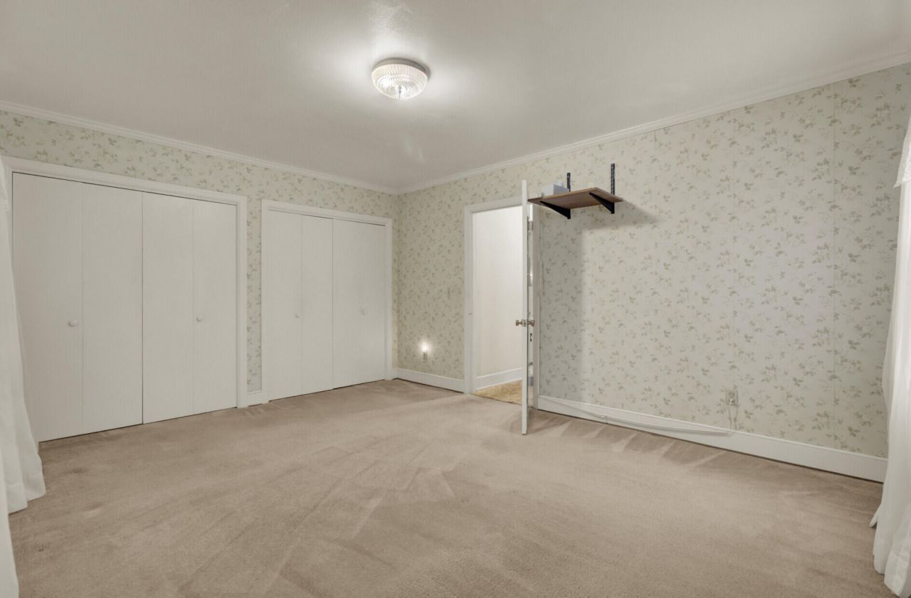 640 Bennett Street Photo 23