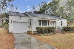 640 Bennett Street photo 4