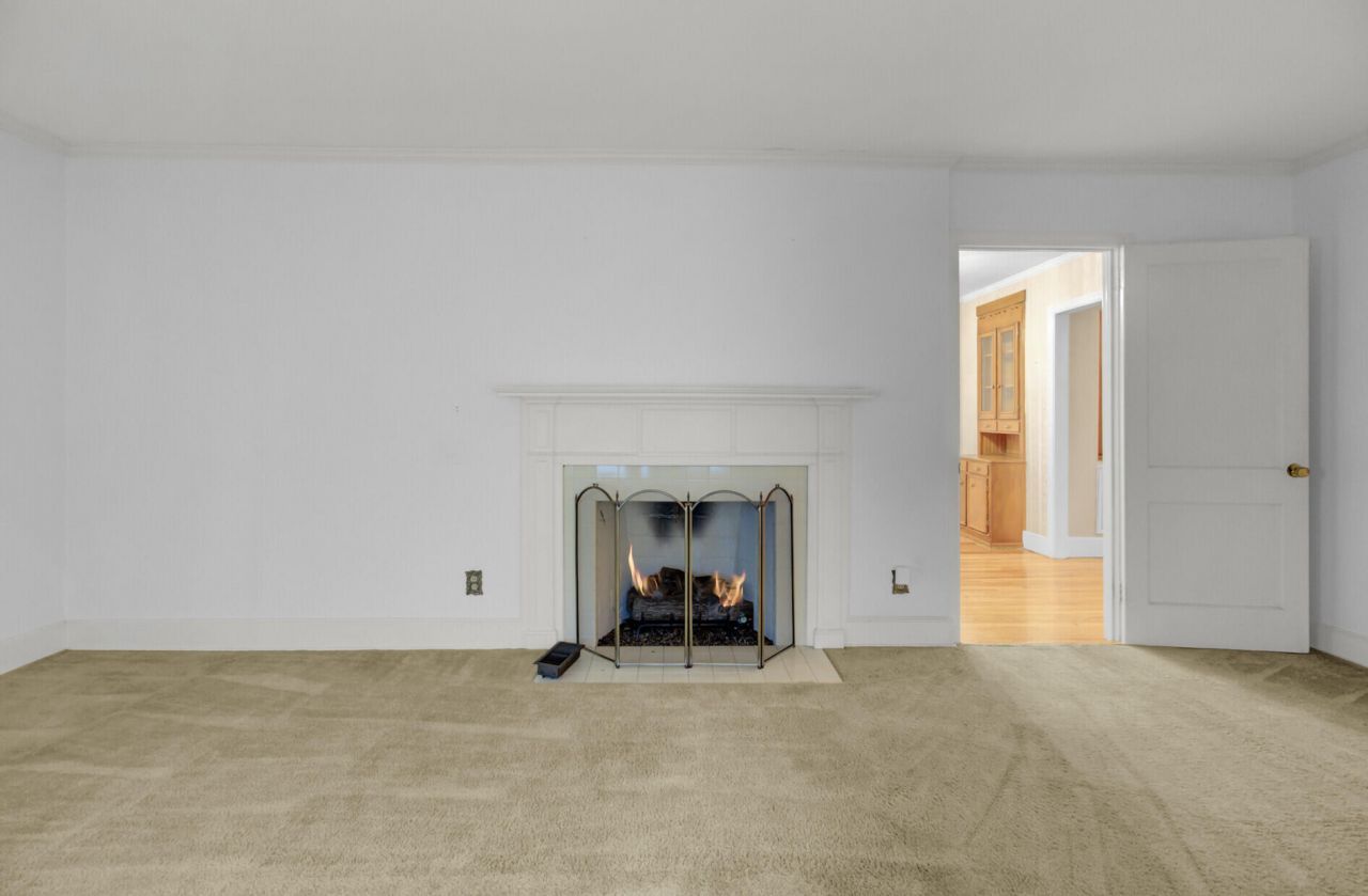 640 Bennett Street Photo 7