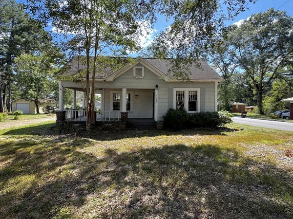 1527 Boggan Dr., Tupelo, MS 38801