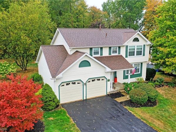 220 Wae Trail, Cortland, OH 44410