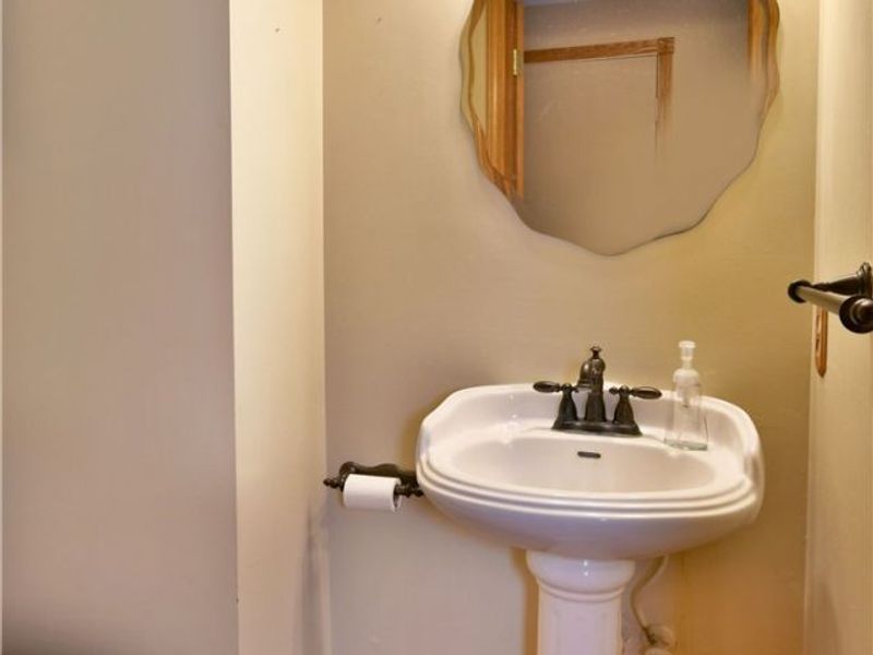 220 Wae Trail, Cortland, OH 44410 Photo 15