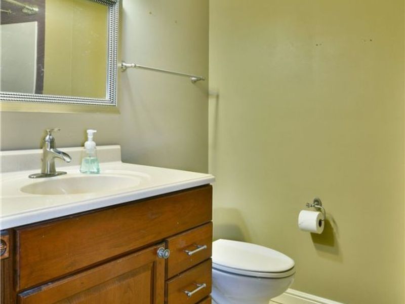 220 Wae Trail, Cortland, OH 44410 Photo 32