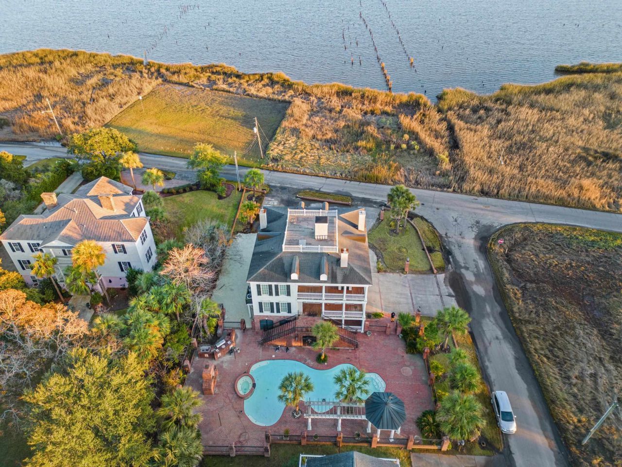 101 Greenwich Dr. Photo 35