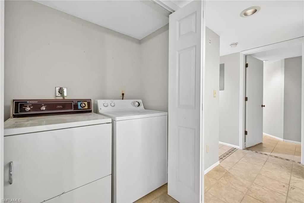9635 Eaton Gardens Ln, Unit 104, Fort Myers, FL 33919 Photo
