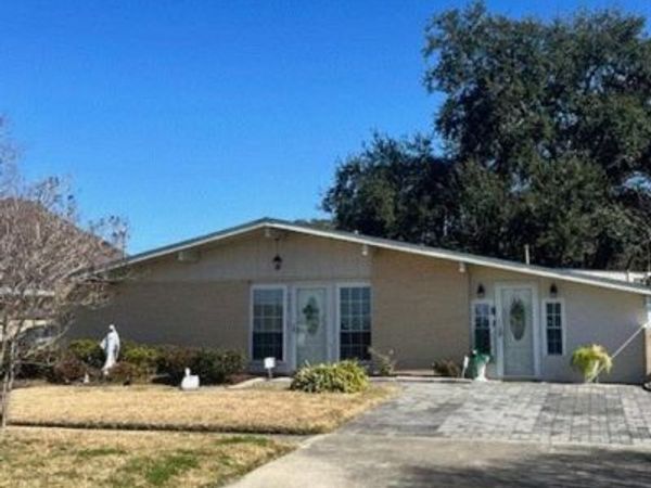 5917 CAMPUS . Boulevard, New Orleans, LA 70126