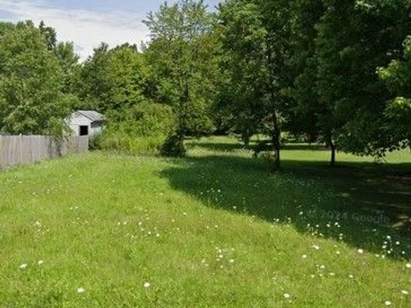 6266 Fairview Road, Youngstown, OH 44515