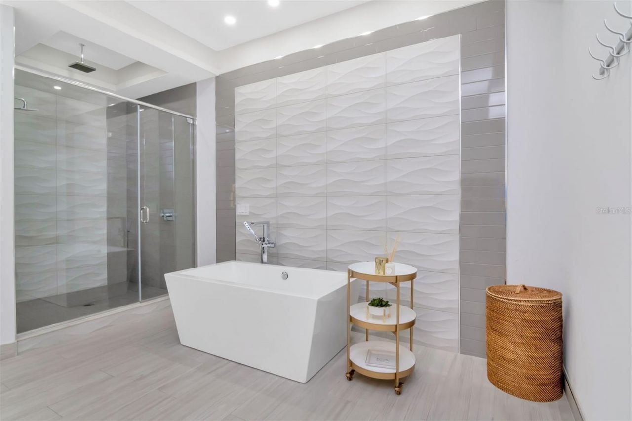 4936 W San Rafael Street, Tampa, FL 33629 Photo