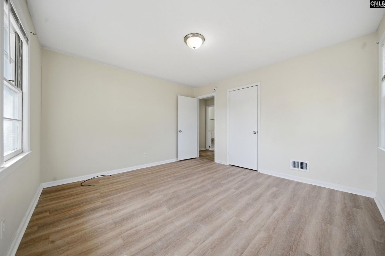 120 Kelly Ct Photo 13