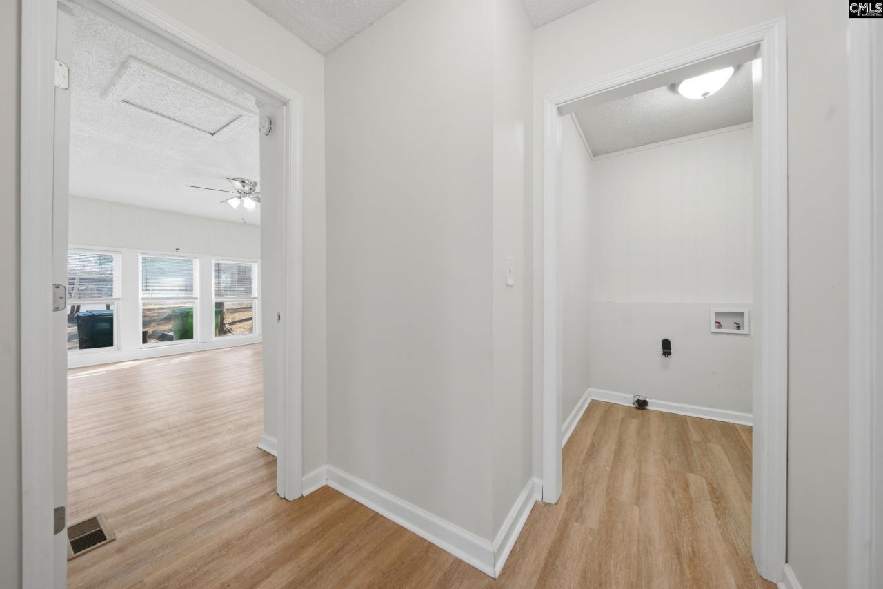 120 Kelly Ct Photo 17