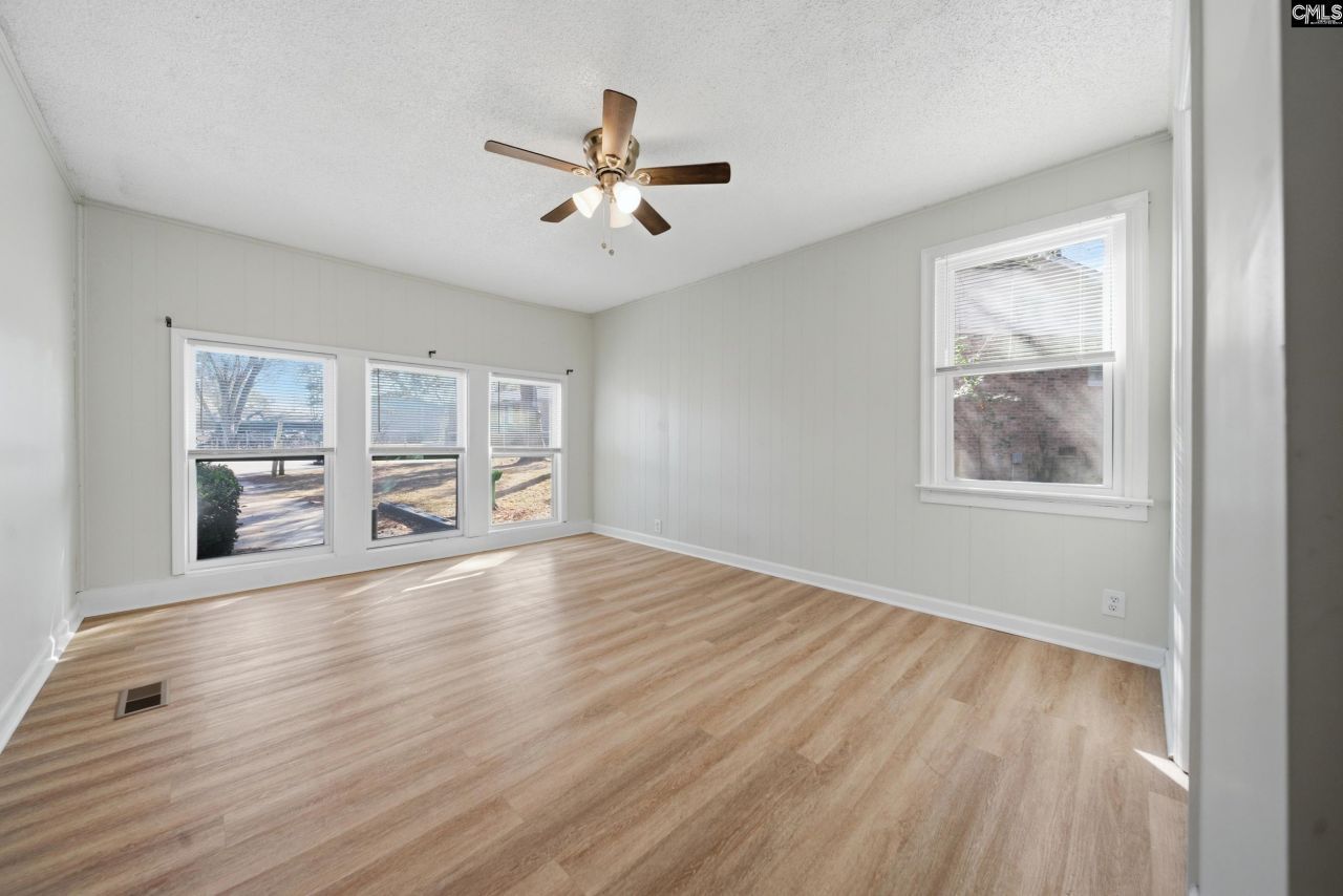 120 Kelly Ct Photo 19