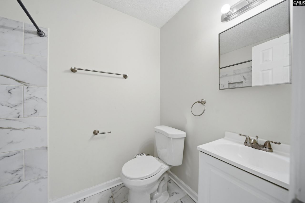 120 Kelly Ct Photo 22