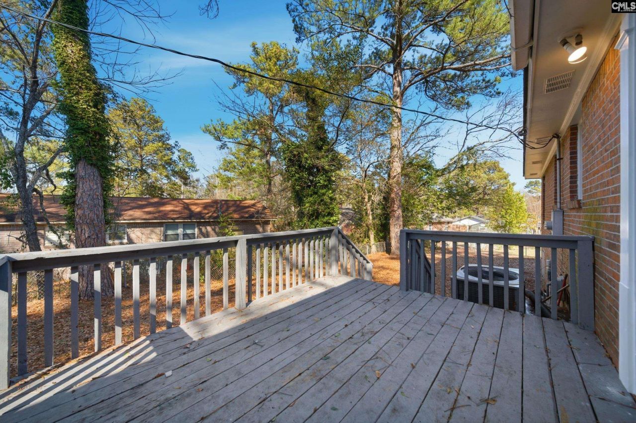 120 Kelly Ct Photo 23