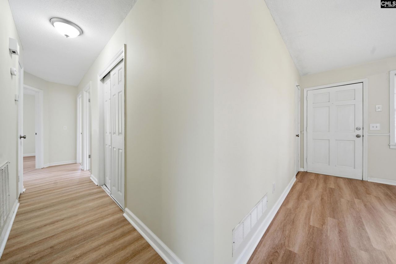 120 Kelly Ct Photo 30