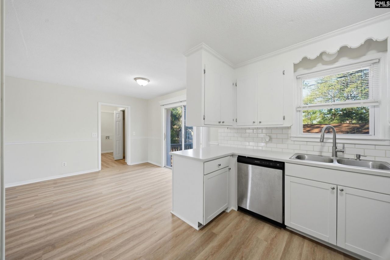 120 Kelly Ct Photo 8