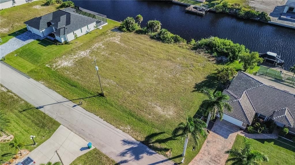 1019 NW 35th Ave, Cape Coral, FL 33993 Photo