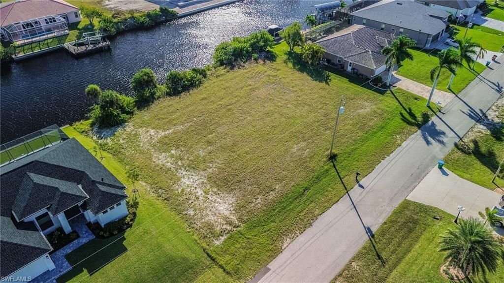 1019 NW 35th Ave, Cape Coral, FL 33993 Photo