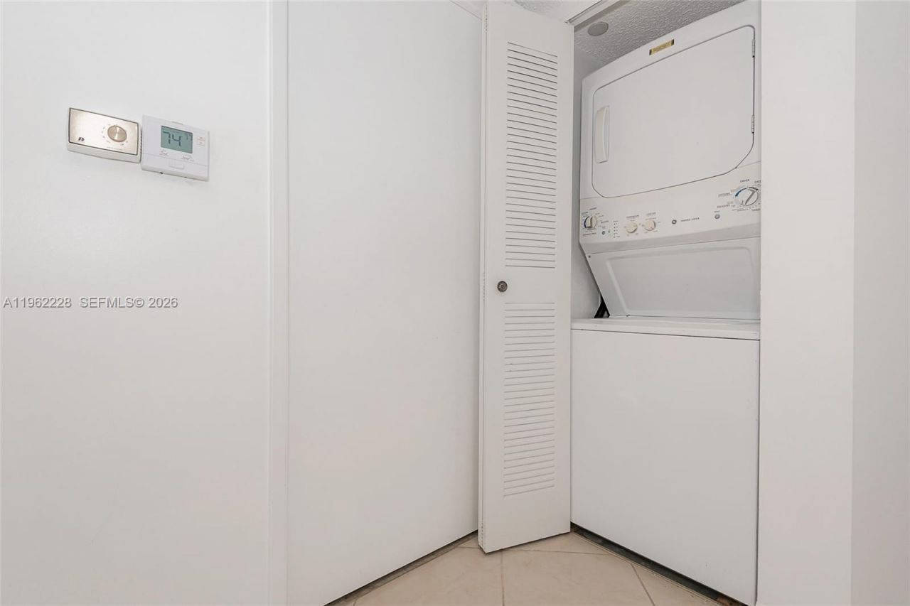 12550 SW 15th St, Unit 302E, Pembroke Pines, FL 33027 Photo