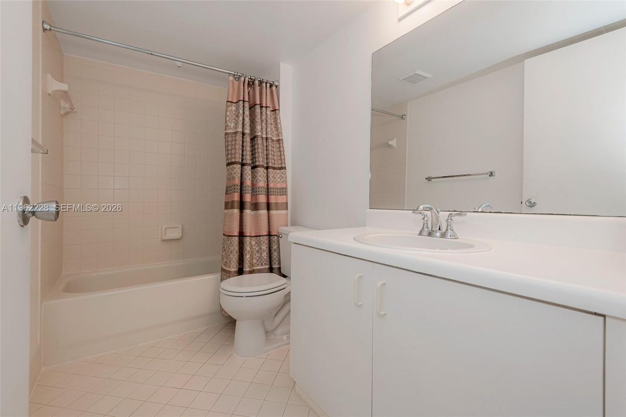 12550 SW 15th St, Unit 302E, Pembroke Pines, FL 33027 Photo