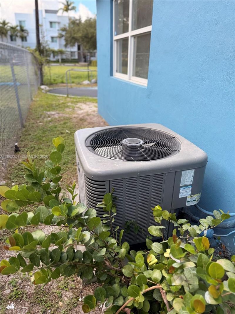 809 NW 12th Ave, Fort Lauderdale, FL 33311 Photo