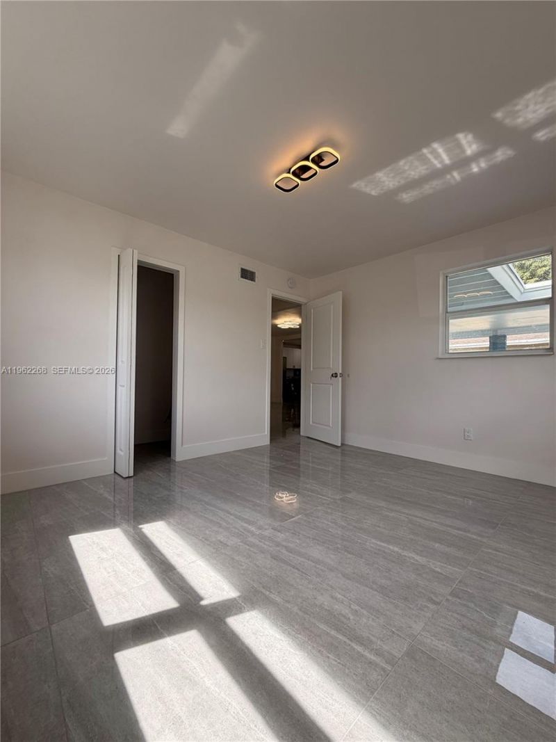 809 NW 12th Ave, Fort Lauderdale, FL 33311 Photo