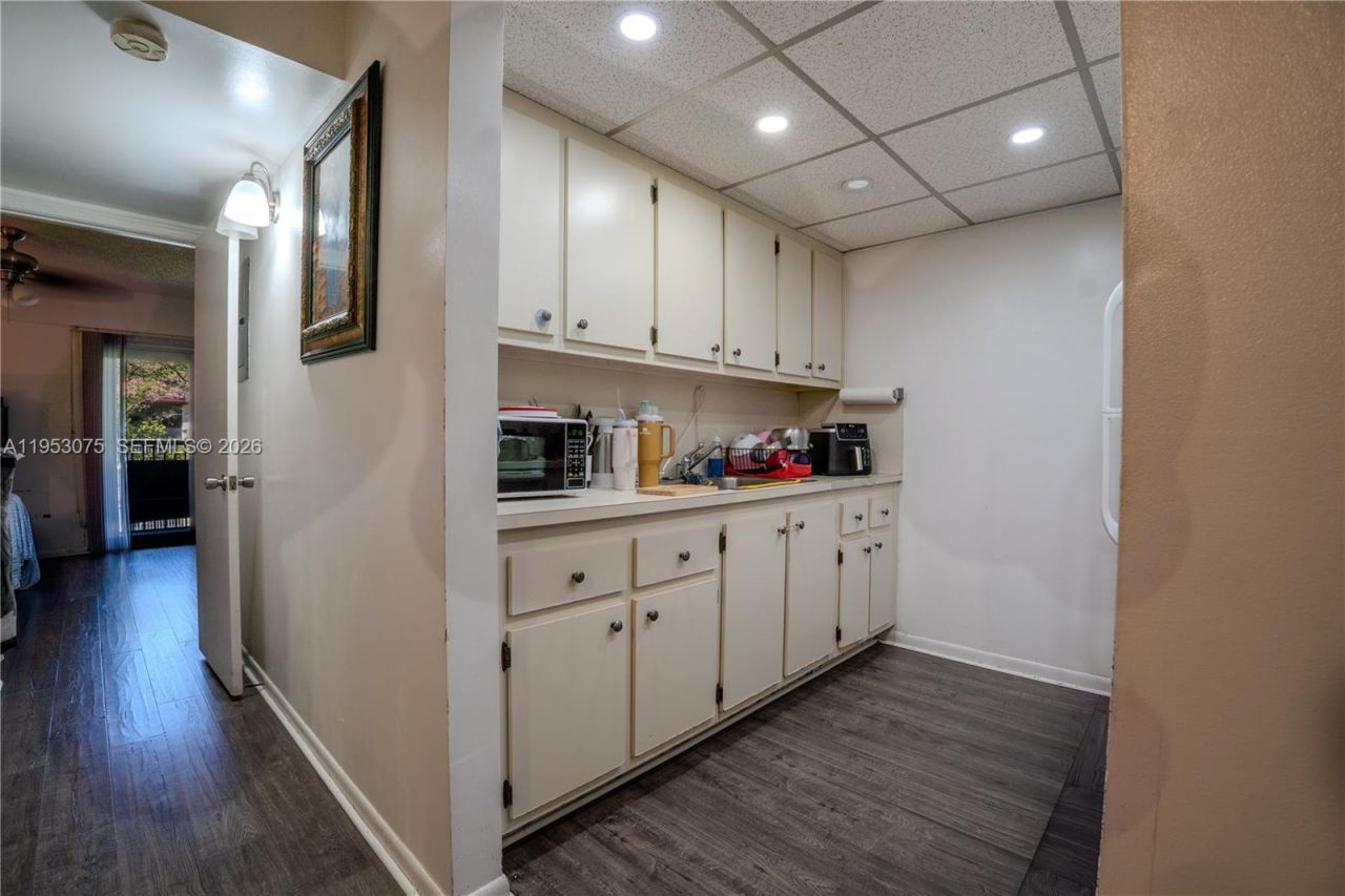 251 SW 134th Way, Unit 302M, Pembroke Pines, FL 33027 Photo