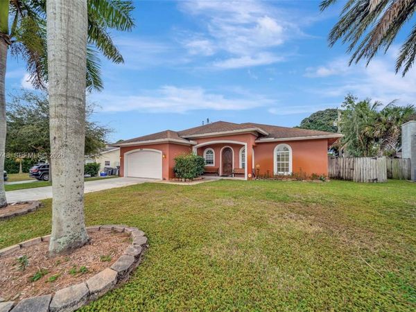 3540 Genevra Ave, Boynton Beach, FL 33436