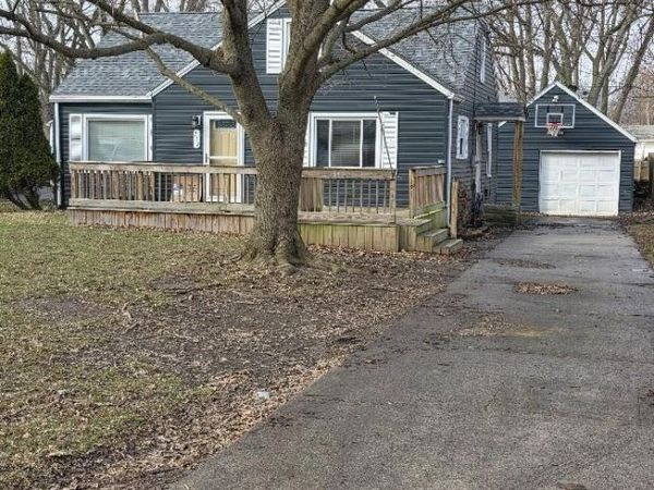 712 Radcliffe Street, Lima, OH 45804