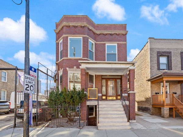2741 W Belmont Avenue, Unit GARDEN, Chicago, IL 60618