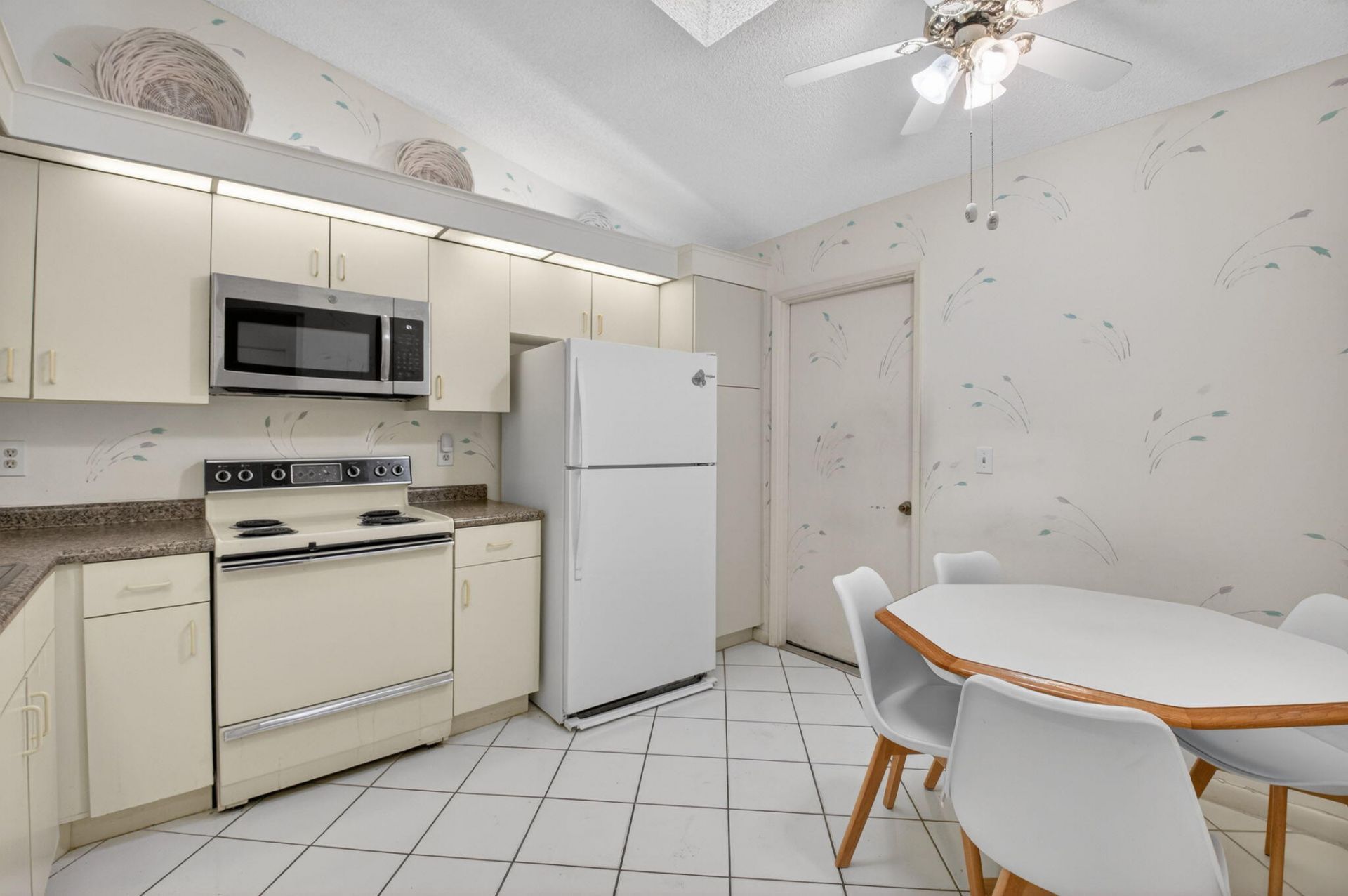 5900 Sunswept Lane, Unit A, Boynton Beach, FL 33437 Photo