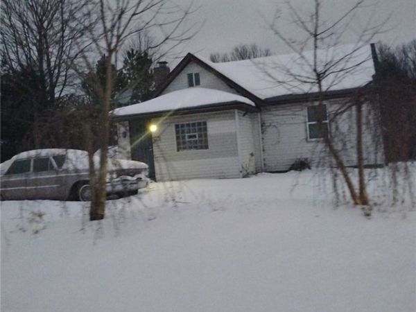 6270 Fairview Road, Youngstown, OH 44515