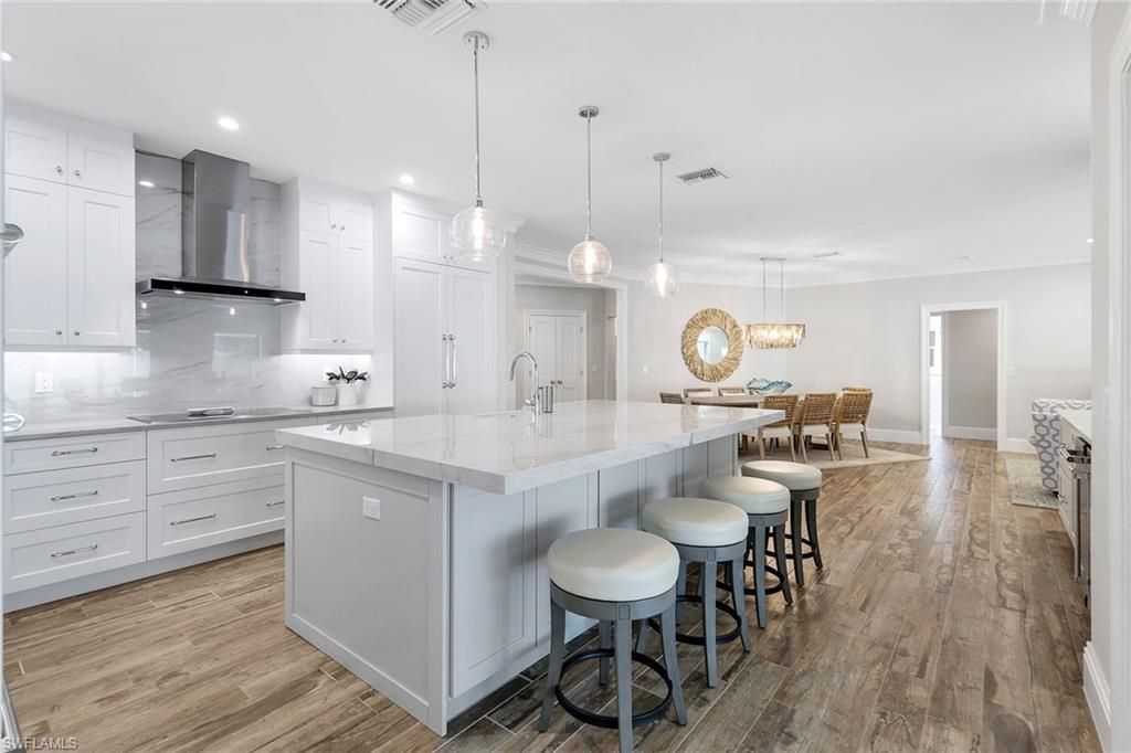 655 Park Shore Dr, Naples, FL 34103 Photo