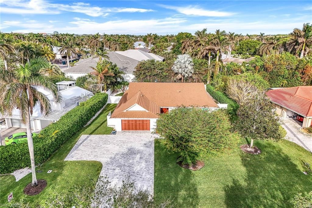 655 Park Shore Dr, Naples, FL 34103 Photo