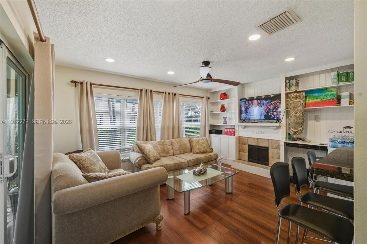 10308 Greenbriar Ct, Boca Raton, FL 33498 Photo