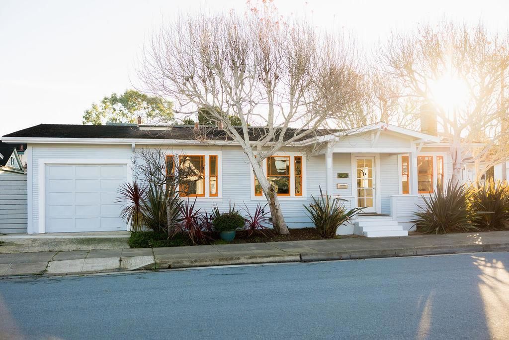 791 Spruce Avenue, Pacific Grove, CA 93950 Main Photo