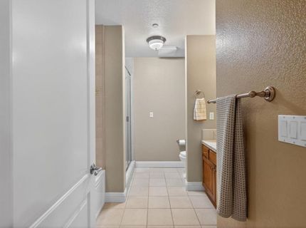 2430 Pavilions Place Ln #406, Unit 406, Sacramento, CA 95825 Photo